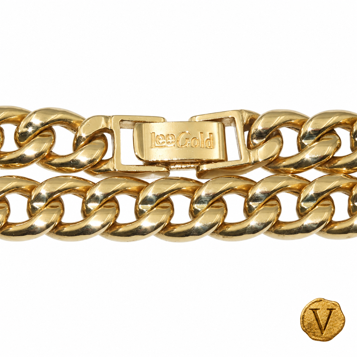 LeeGold signature on the chain clasp