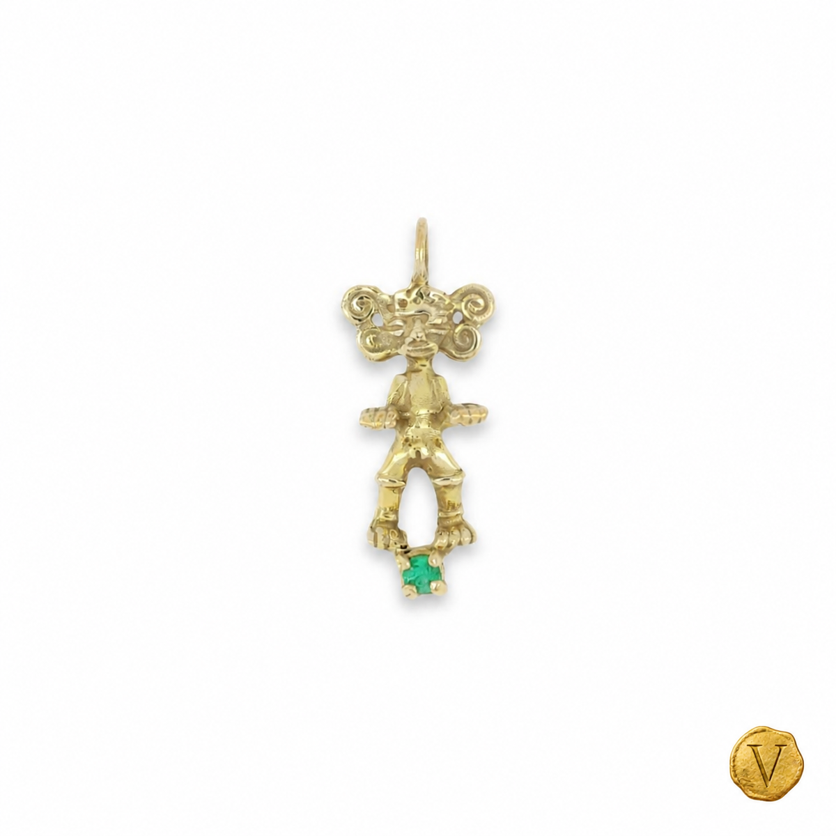 Front view of the 9ct gold figurine pendant with emerald and Victoire seal